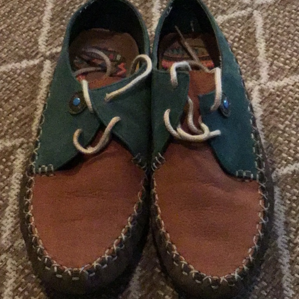 Hush Puppies Women’s Moccasins  SZ 10 NWOT